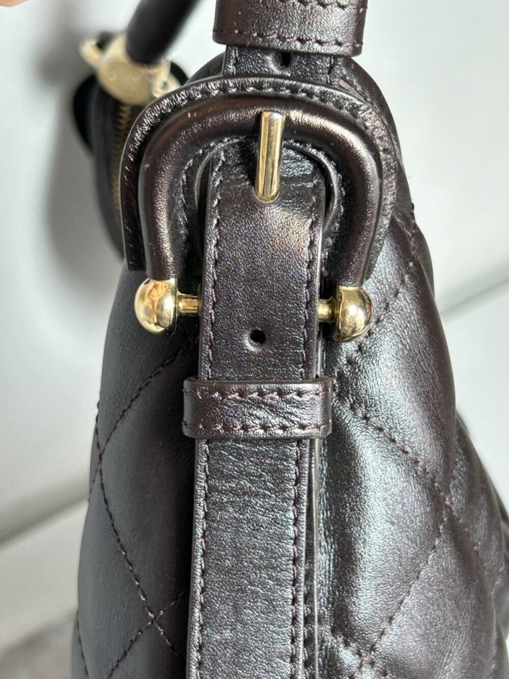 Burberry Hoxton Quilted Leather Hobo Bag in Brown - PreOwned - Picture 7 of 11